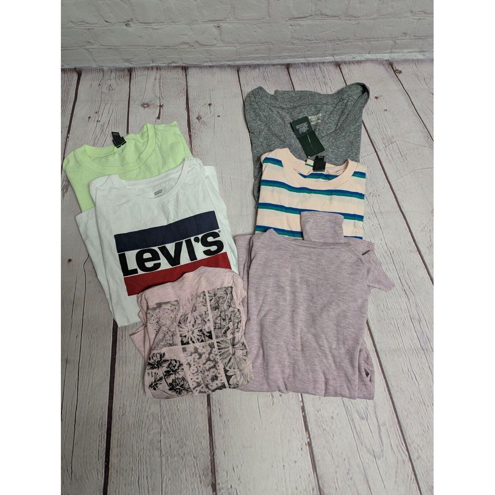 T-Shirt Tank Clothing Bundle Six Pieces Included EUC XS 1096
